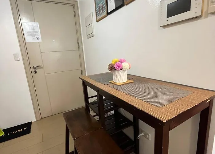 Apartment Marvinn's By Lvh - 150 Newport Boulevard, Comfort Studio, Family Studio, Group Studio, Free Wifi And Netflix, Near Naia