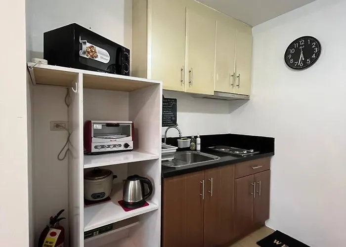 Marvinn's By Lvh - 150 Newport Boulevard, Comfort Studio, Family Studio, Group Studio, Free Wifi And Netflix, Near Naia Apartment *