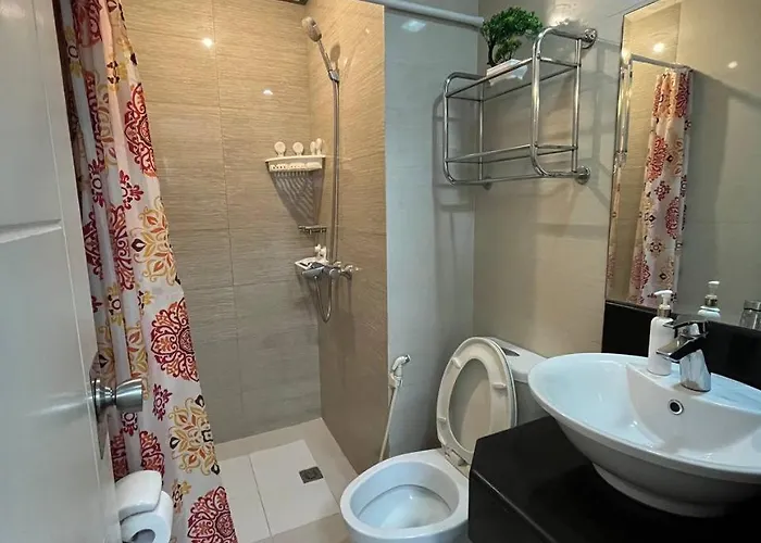 Apartment Marvinn's By Lvh - 150 Newport Boulevard, Comfort Studio, Family Studio, Group Studio, Free Wifi And Netflix, Near Naia Manila