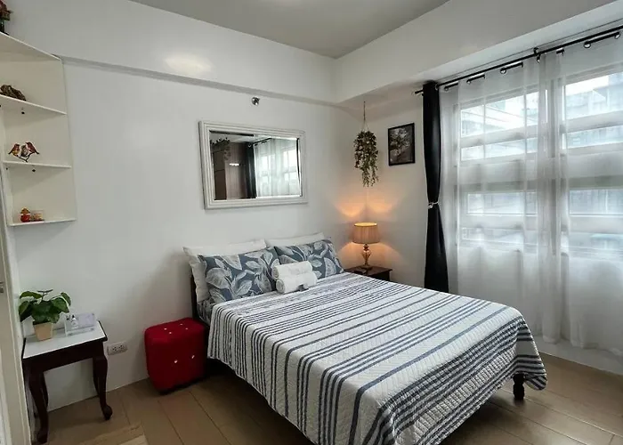 Marvinn's By Lvh - 150 Newport Boulevard, Comfort Studio, Family Studio, Group Studio, Free Wifi And Netflix, Near Naia Apartment