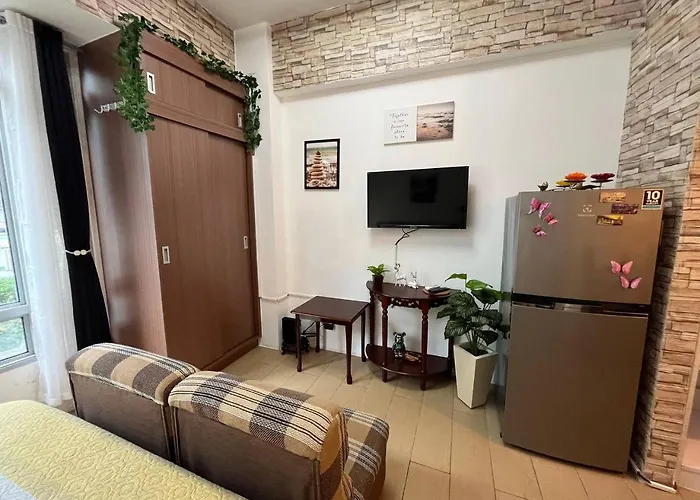 Marvinn's By Lvh - 150 Newport Boulevard, Comfort Studio, Family Studio, Group Studio, Free Wifi And Netflix, Near Naia Manila