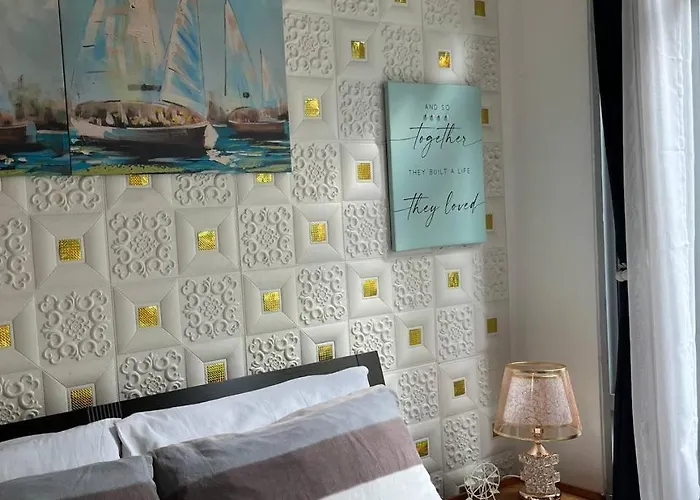 Apartment Marvinn's By Lvh - 150 Newport Boulevard, Comfort Studio, Family Studio, Group Studio, Free Wifi And Netflix, Near Naia