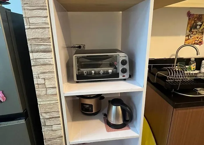 Marvinn's By Lvh - 150 Newport Boulevard, Comfort Studio, Family Studio, Group Studio, Free Wifi And Netflix, Near Naia Manila