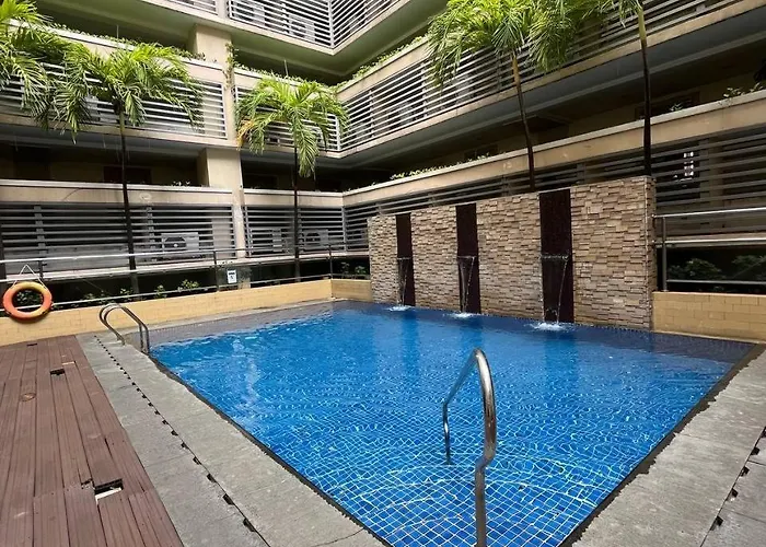 Marvinn's By Lvh - 150 Newport Boulevard, Comfort Studio, Family Studio, Group Studio, Free Wifi And Netflix, Near Naia