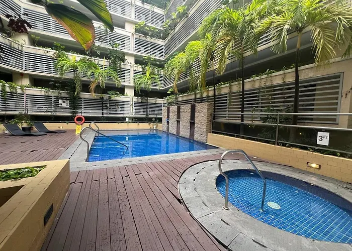 Marvinn's By Lvh - 150 Newport Boulevard, Comfort Studio, Family Studio, Group Studio, Free Wifi And Netflix, Near Naia *