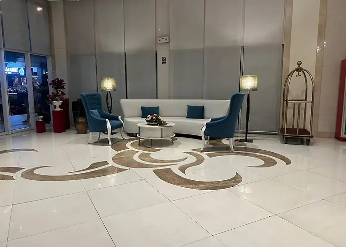 Apartment Marvinn's By Lvh - 150 Newport Boulevard, Comfort Studio, Family Studio, Group Studio, Free Wifi And Netflix, Near Naia Manila