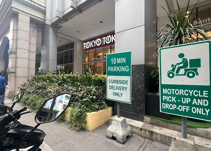 Marvinn's By Lvh - 150 Newport Boulevard, Comfort Studio, Family Studio, Group Studio, Free Wifi And Netflix, Near Naia Apartment Manila