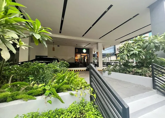 Marvinn's By Lvh - 150 Newport Boulevard, Comfort Studio, Family Studio, Group Studio, Free Wifi And Netflix, Near Naia Manila